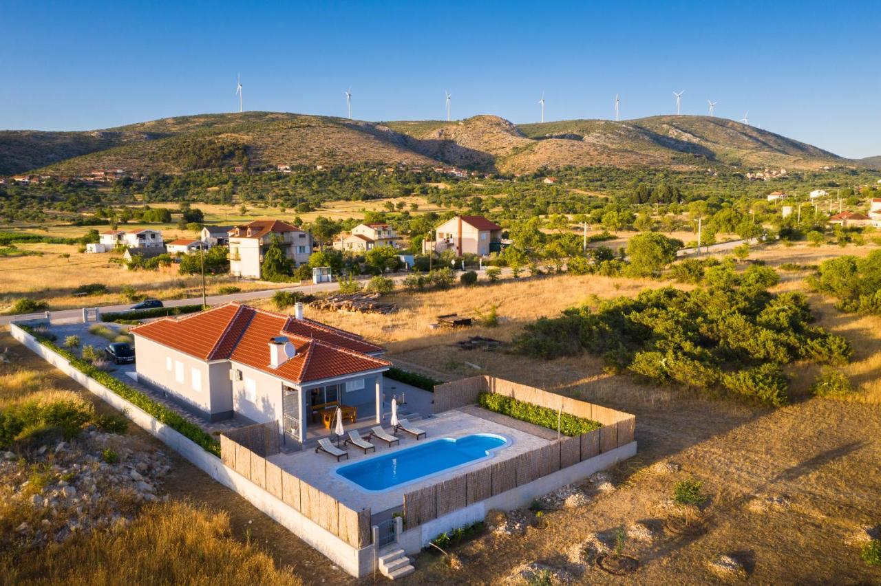 Modern Guest House Rak With Beautiful Pool Šibenik Esterno foto