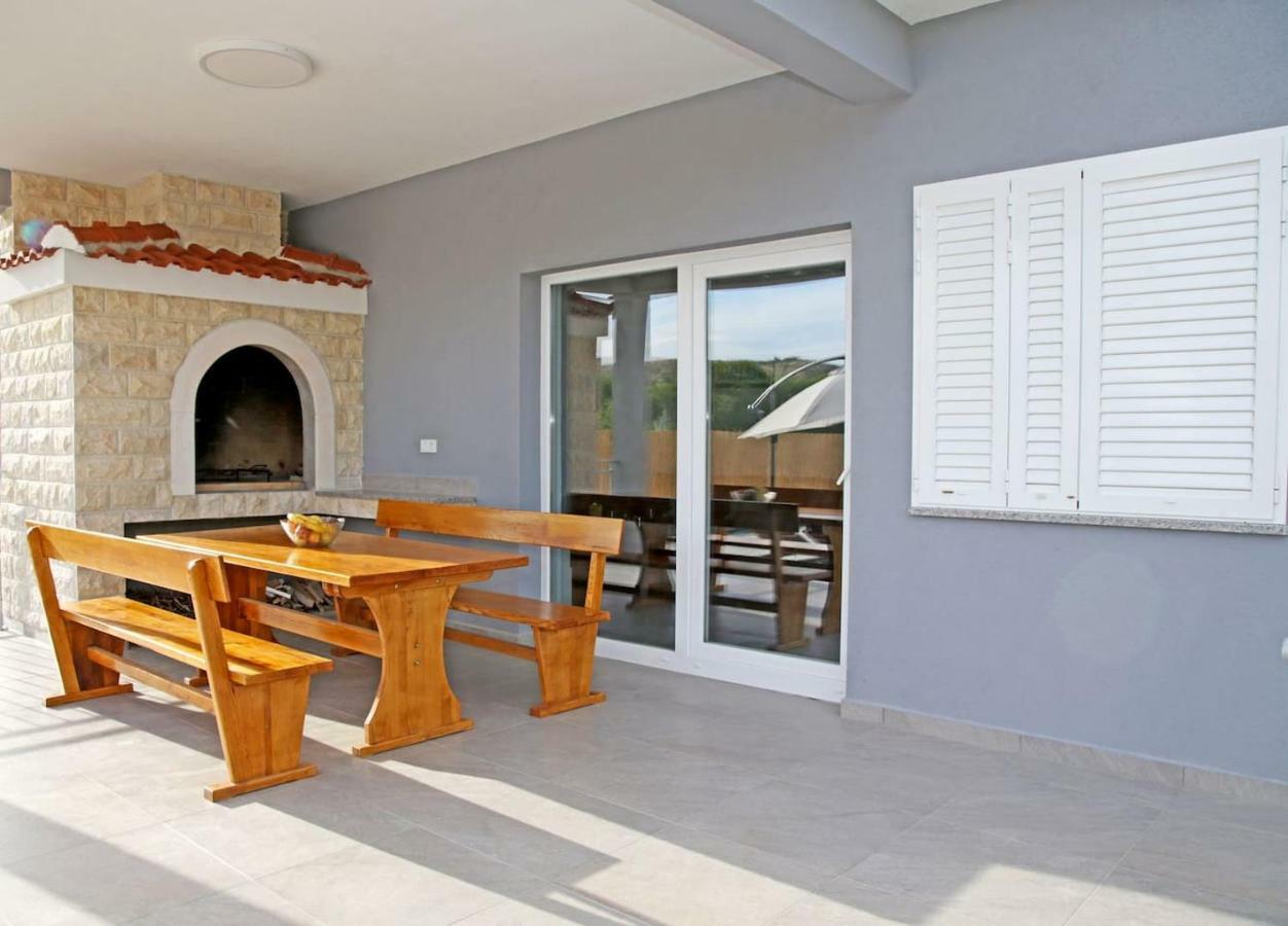 Modern Guest House Rak With Beautiful Pool Šibenik Esterno foto