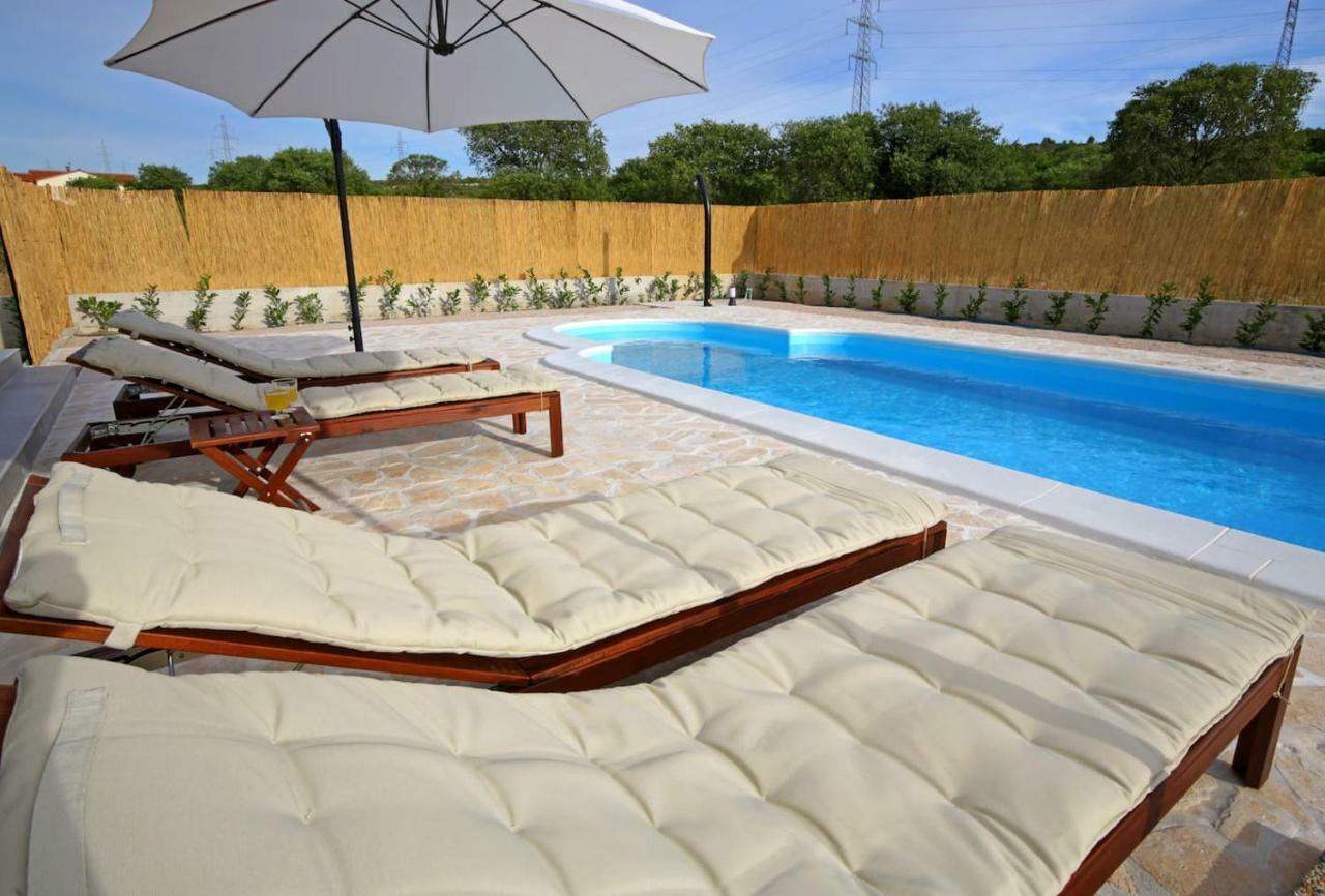 Modern Guest House Rak With Beautiful Pool Šibenik Esterno foto